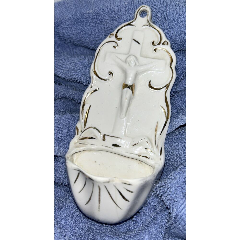 VTG Holy Water Font White Bisque Porcelain Hand Paint, Gold Trim 8". crucifix - Picture 2 of 7